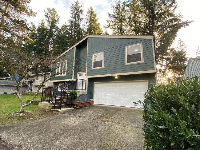 Covington Split Level - 26615 188th Ave SE