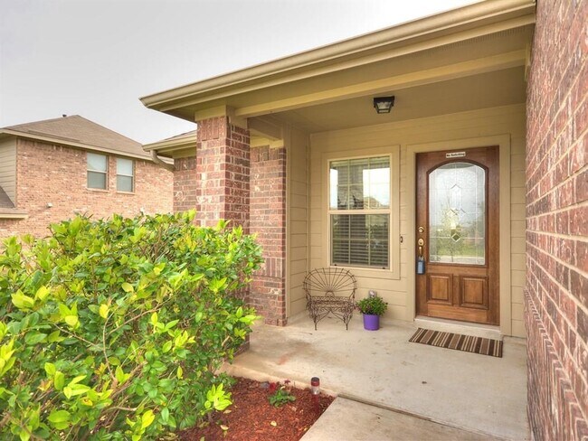 165 Flagstone Trail
