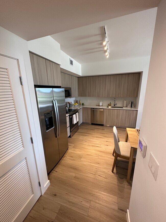 Photo - 7107 W 4th Way Apartamentos Unidad B2