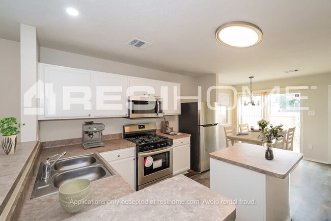 Photo - 20942 Patriot Park Ln