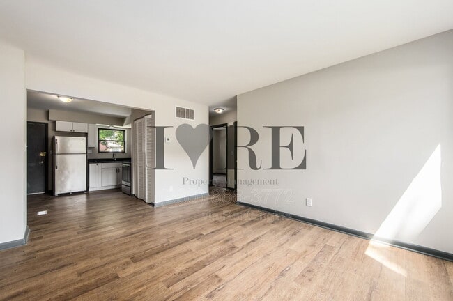 Photo - 87 Stevens Ave