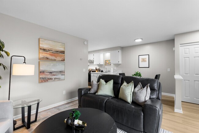 Photo - 55 Hollywood Ct Unit SI ID1032368P