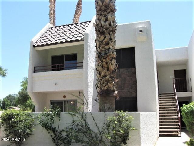 Building Photo - 7350 N Vía Paseo Del Sur Unit Apt R205