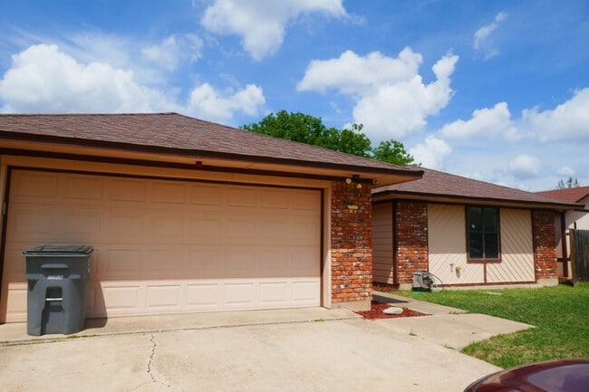 Photo - 5503 NW Wilfred Dr