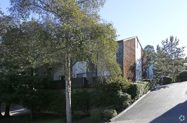 Huckleberry Hill Townhouses