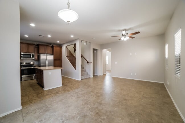 Photo - 477 N Citrus Ln