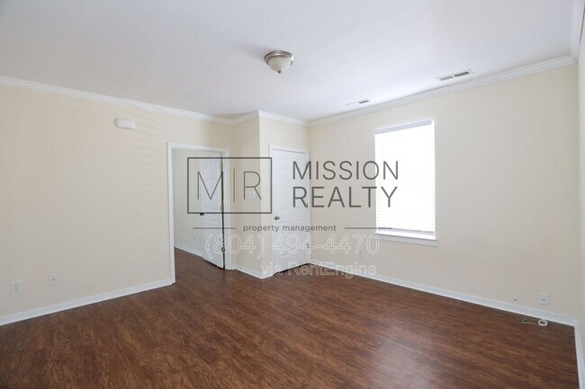 Photo - 1402 Bainbridge St Unit Apt B