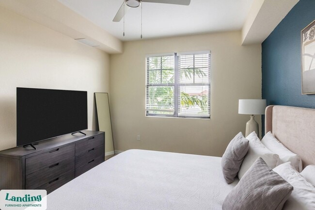 Photo - 11575 City Hall Promenade Unidad 4-401.1409881