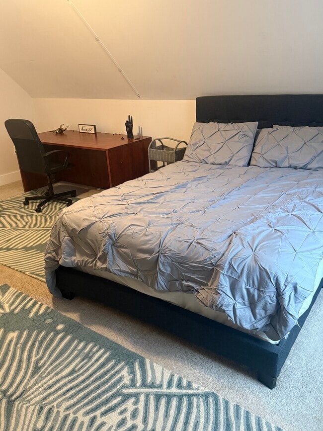 Photo - 7441 River Rd Unidad 1