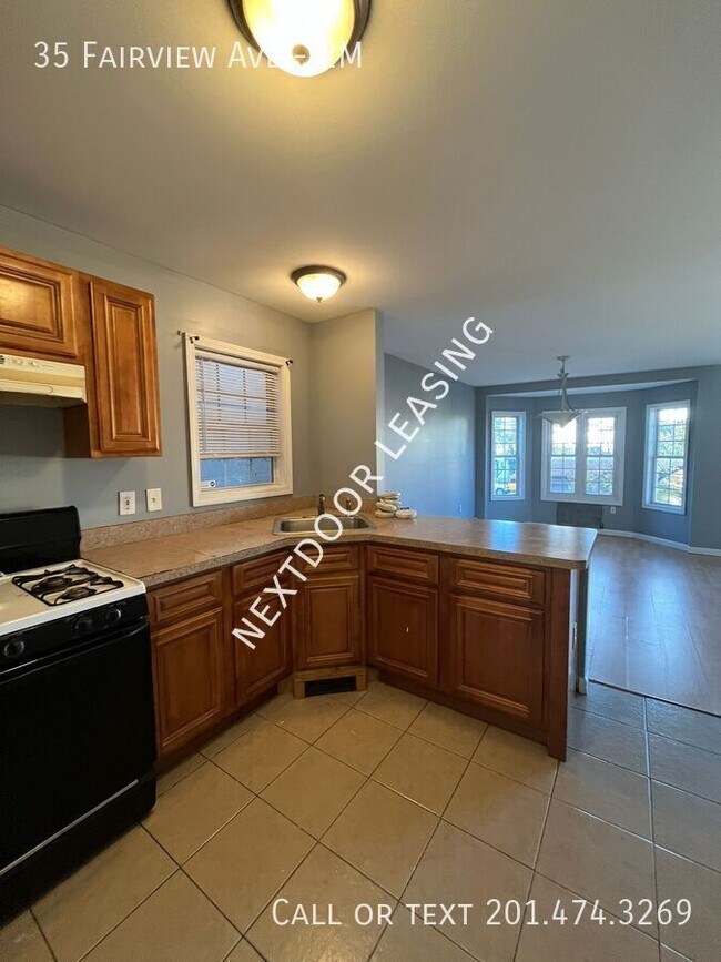 Photo - 35 Fairview Ave Unit 2M