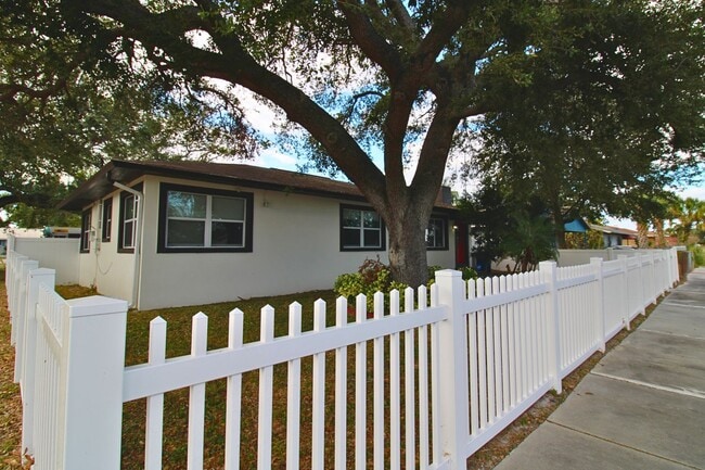 Photo - Charming Renovated Tampa Home with Fully Fenced Front & Backyard
