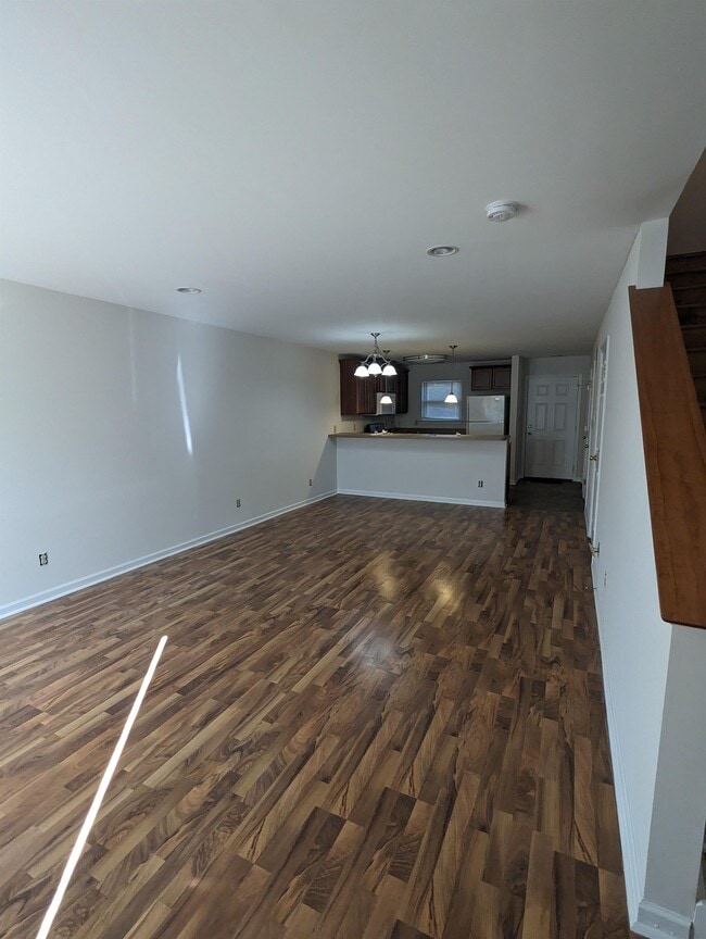 Photo - 33 E 22nd St