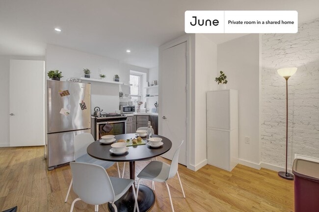 Photo - Room in Shared 5.0 bed/1.5 bath home