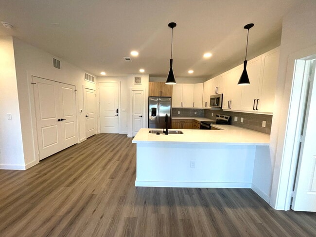 Photo - 701 Saginaw Sq Blvd Unit 8125
