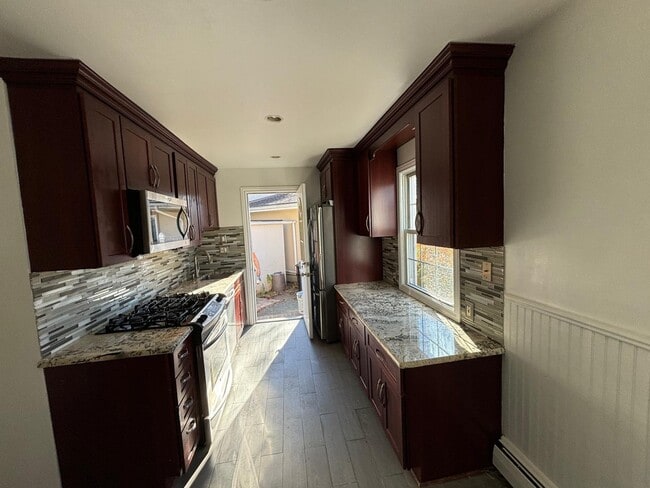 Photo - 303 West Ln