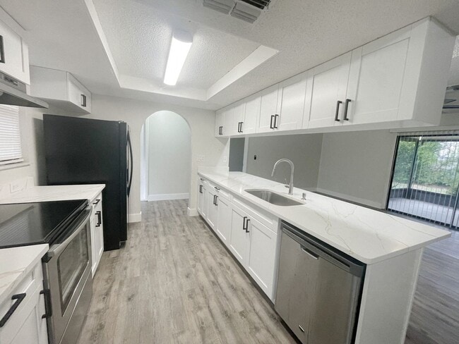 Photo - 12834 Lake Tree Ln