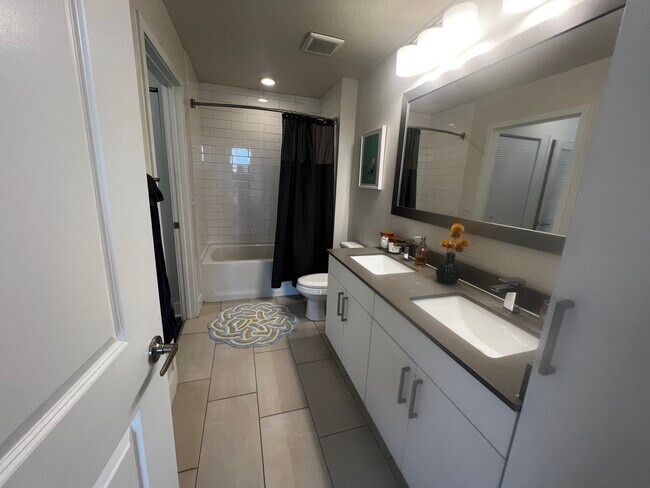 Photo - 334 NE 26th Ter Unit A3