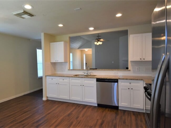 Photo - 1014 Redcrest Springs Ct