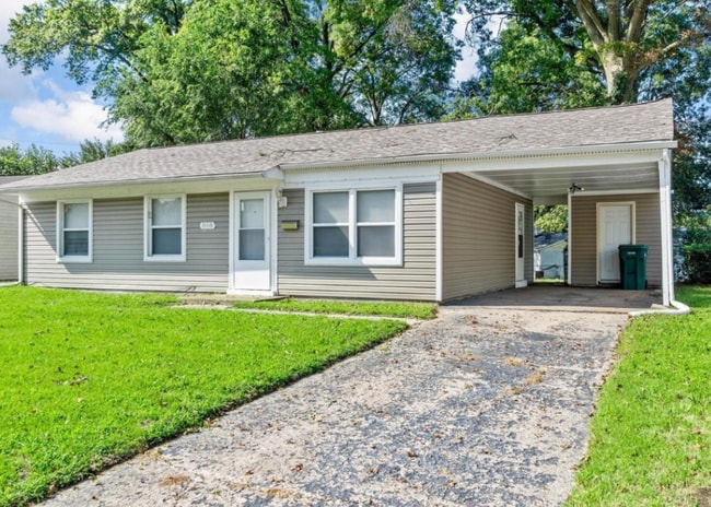 Building Photo - 860 St Bartholomew Dr Rental