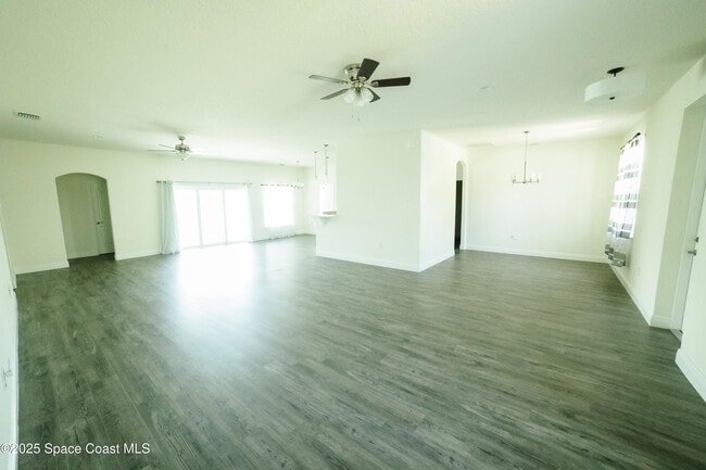 Photo - 526 Falmouth St