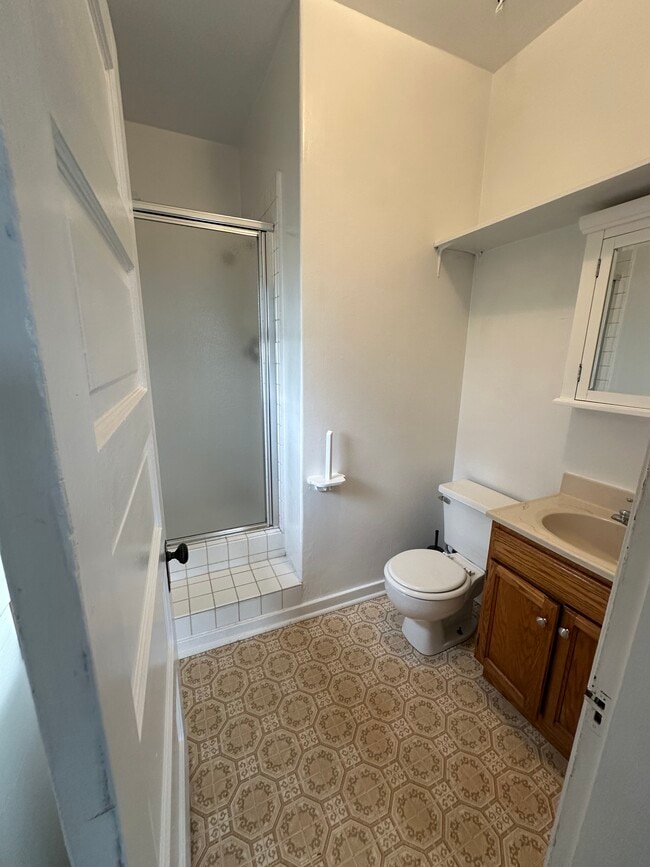 Building Photo - 950 14th St Unit #4