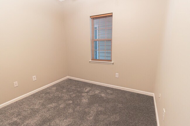 Photo - 6307 Sweetwater Blvd