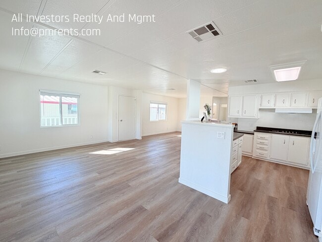 Photo - 200 N El Camino Real