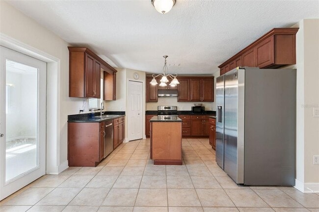Photo - 2907 Holly Berry Ct