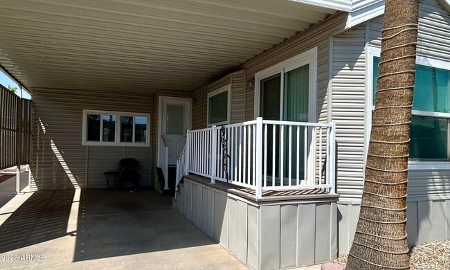 Photo - 379 Gypsum Dr
