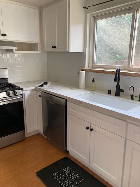 Photo - 94 Oakleaf Ave