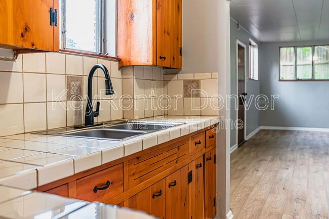 Building Photo - 2225 Ames St Rental