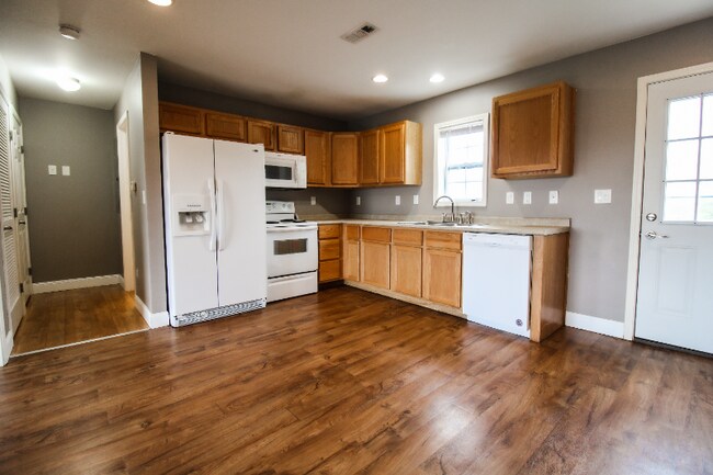 Photo - 51957 William Ln