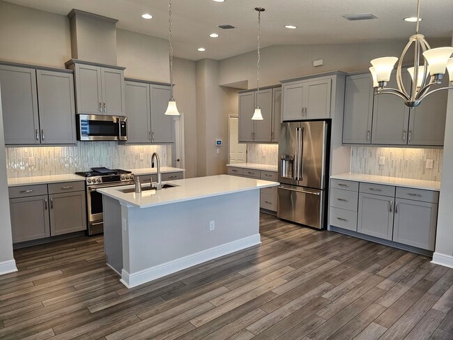 Photo - 12484 Oak Hill Way