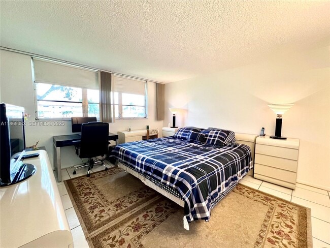 Photo - 671 S Hollybrook Dr Unit 209