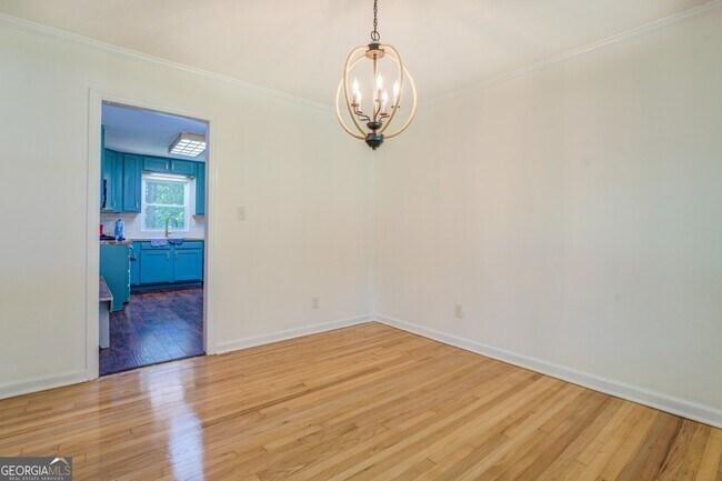 Photo - 1288 Elva Dr SW