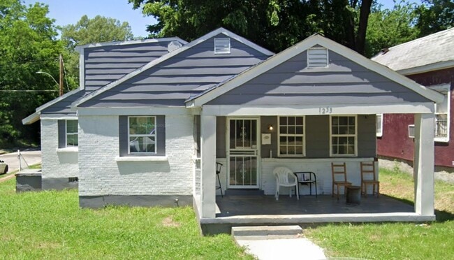 Photo - 1 Room Available – Flexible Monthly Commitment | Weekly Rent Payments (Rent shown is the weekly r... Unit 10 - Large