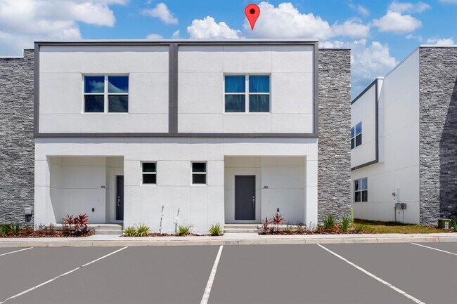 Photo - 380 Famagusta Dr