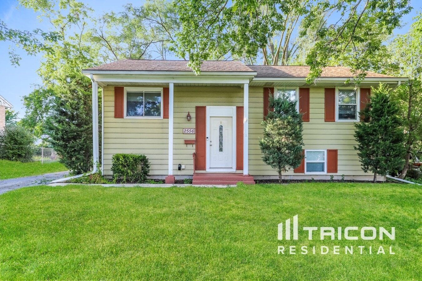 Photo - 2556 Forest Glen Pkwy Casa