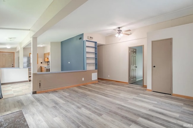 Photo - 2516 Oxford St