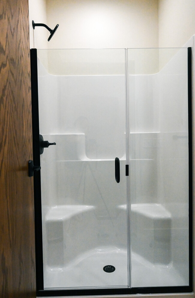 Shower - Oleson's West