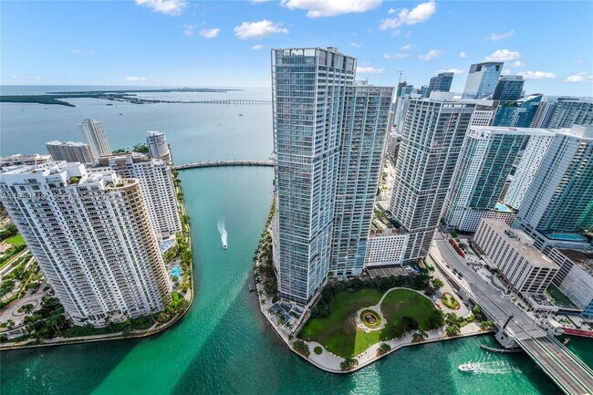Building Photo - 300 Biscayne Blvd Way Unit 5104C