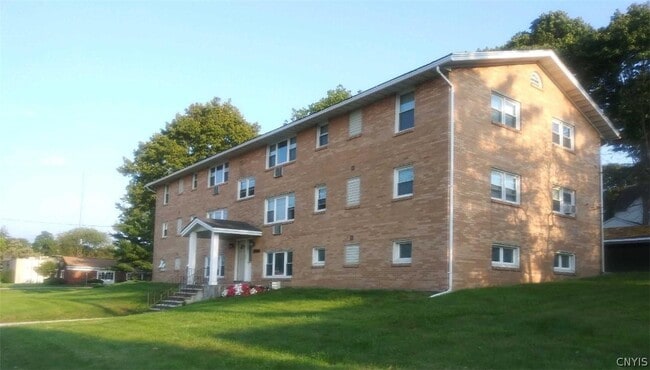 Building Photo - 101 E Milford Dr