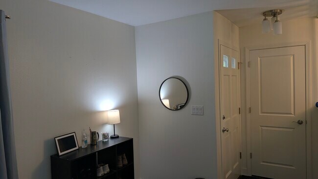 Photo - 803 Forest Ct