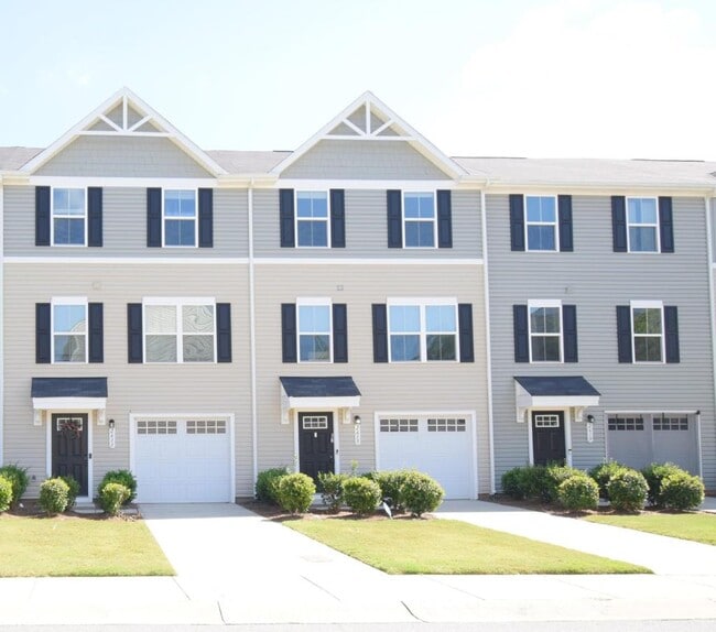 Building Photo - 2611 McCurdy Trail