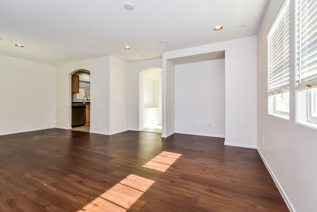 Photo - 7453 Showy Ct