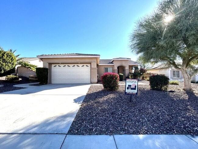 Photo - AVAILABLE NOW!! 3 Bedroom 2 Bathroom + Den Home in Desert Hot Springs! MOVE IN SPECIAL HALF OFF O...
