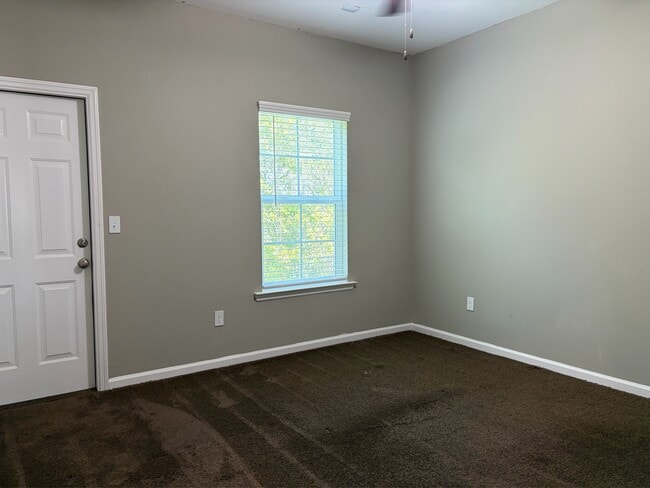 Photo - 2206 Cedarbrook Ct