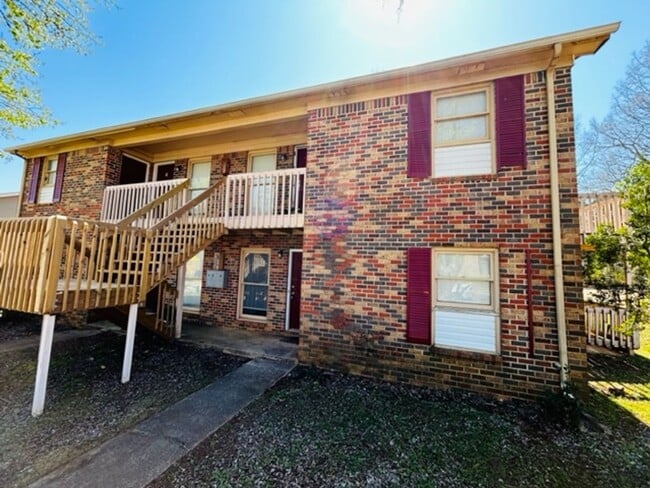 Photo - 4433 Torrance Dr NW Unit B