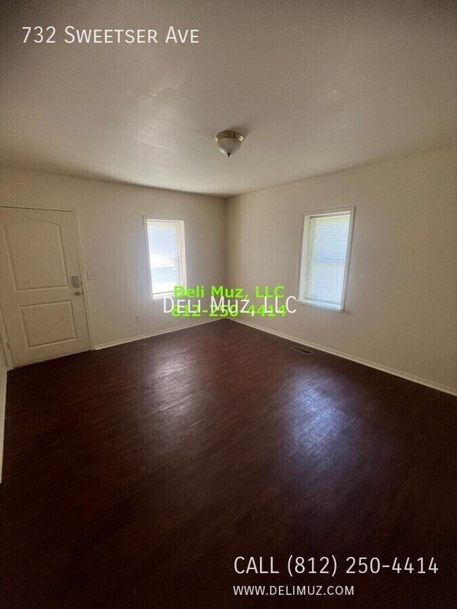 Photo - 732 Sweetser Ave House