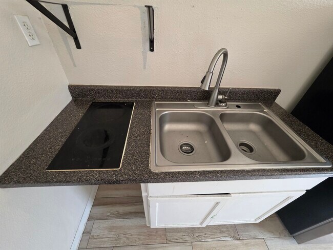 Photo - 301 Soria Dr Unit 3